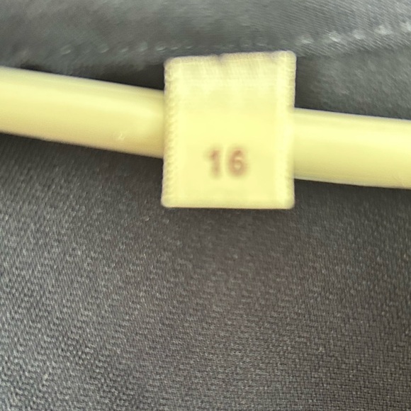 Vintage Elegant Tradition size 16 Women's Navy Jacket and Skirt Set-preloved - Picture 10 of 16